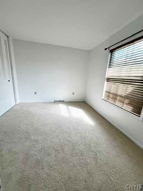 214 Wildwood Rdg - Photo 6 of 11