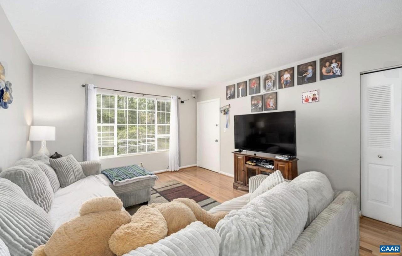 2517 Hydraulic Rd #73 - Photo 4 of 14