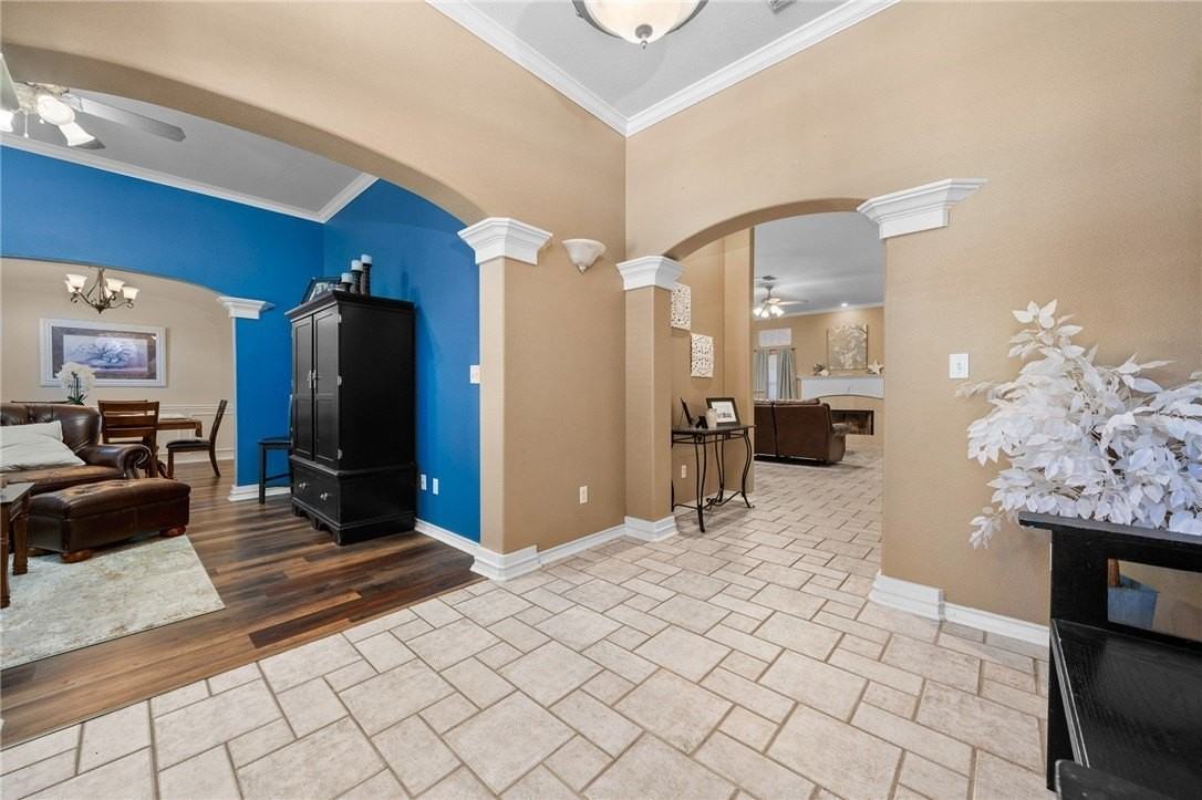 5613 Les Parre - Photo 4 of 39