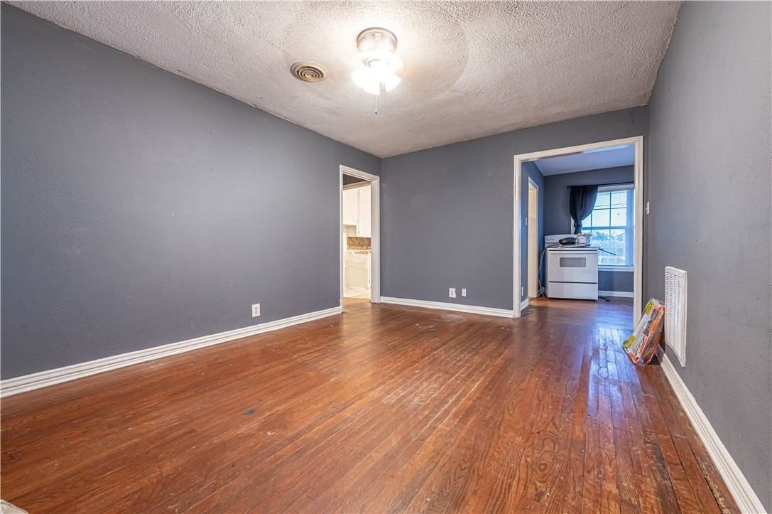 2307 Greer Dr - Photo 4 of 16