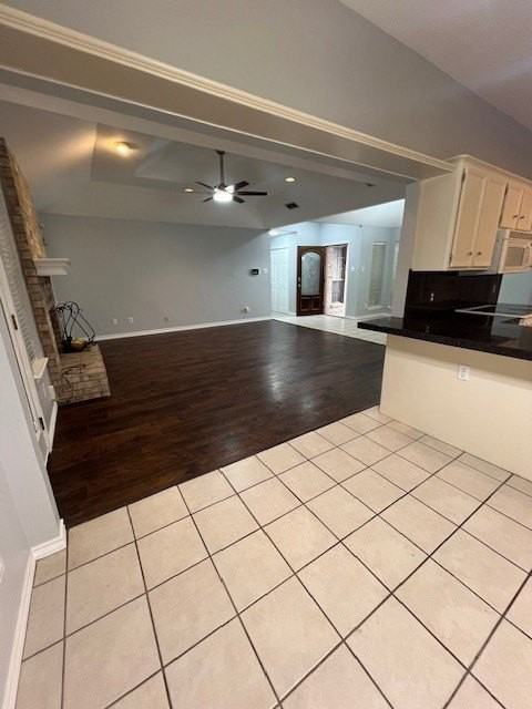 10830 Silverton Dr - Photo 4 of 17