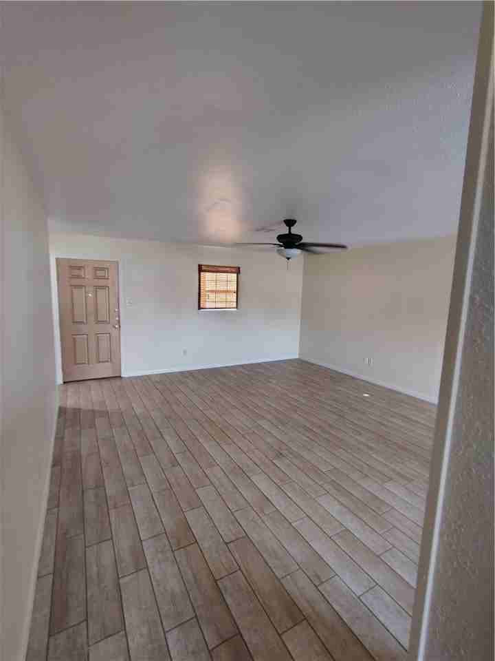 6006 Pendleton Dr - Photo 2 of 20