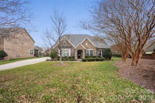 1002 Crismark Dr - Photo 1 of 1