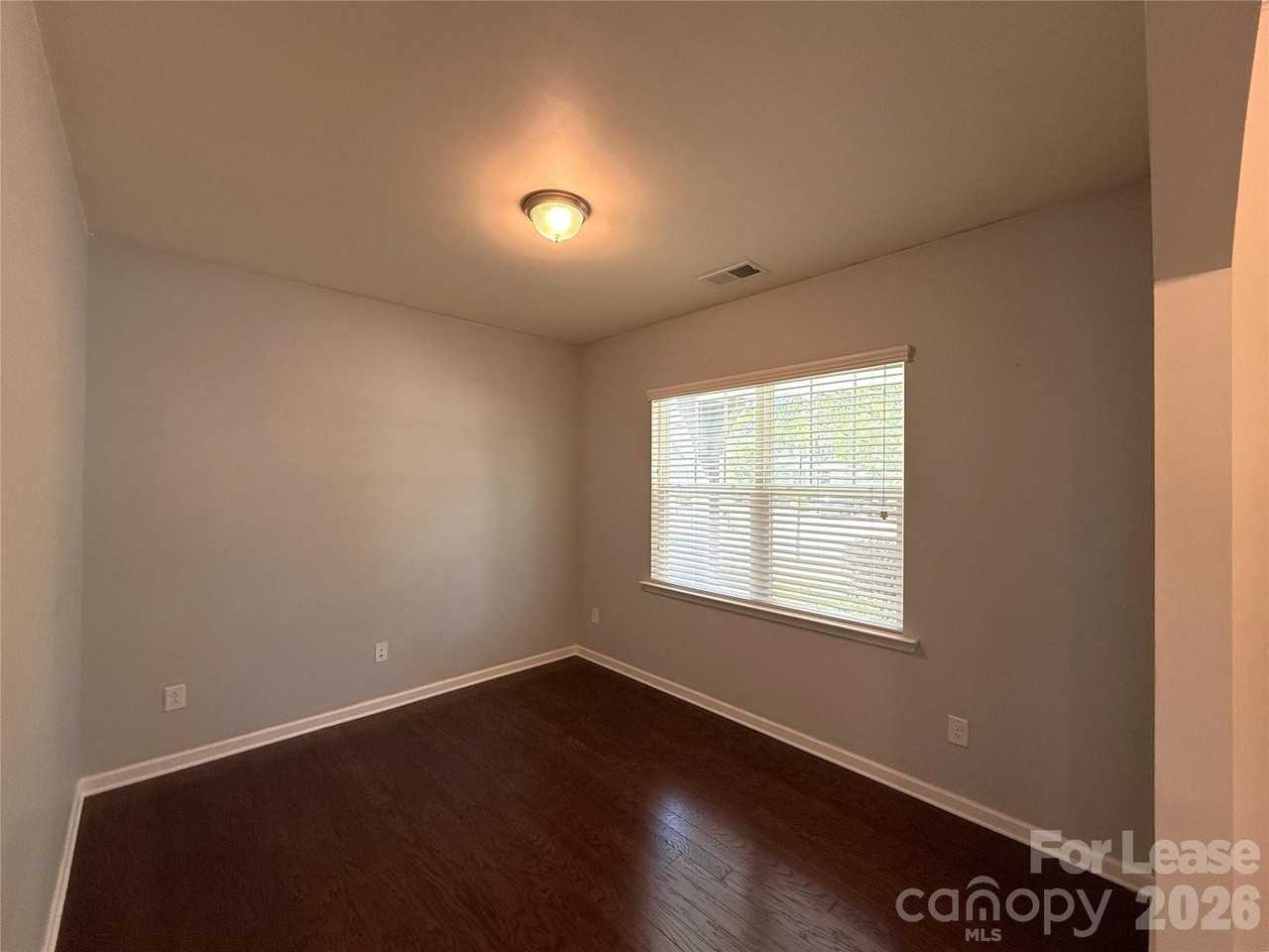 6911 Agnew Dr - Photo 2 of 24