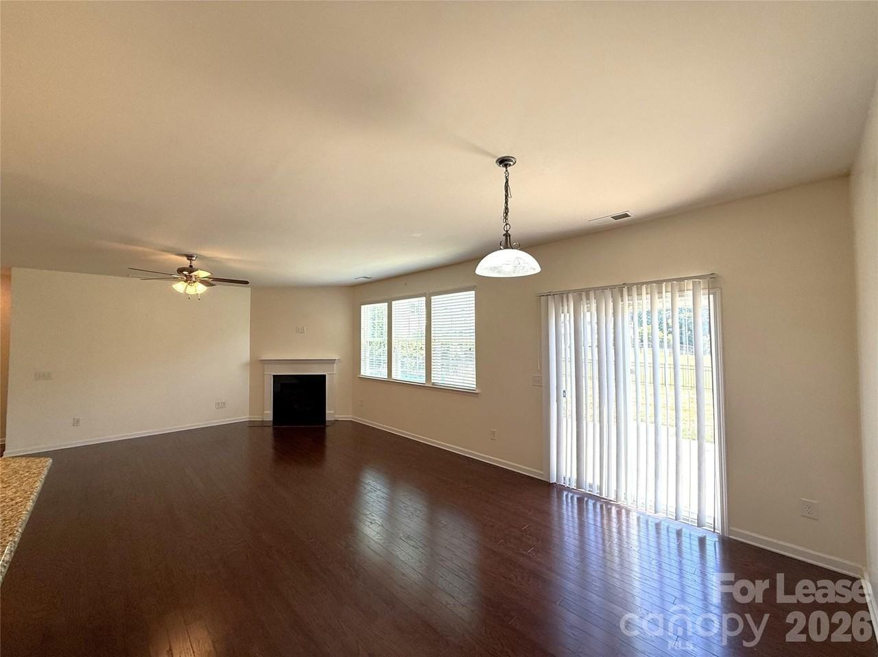 6911 Agnew Dr - Photo 7 of 24