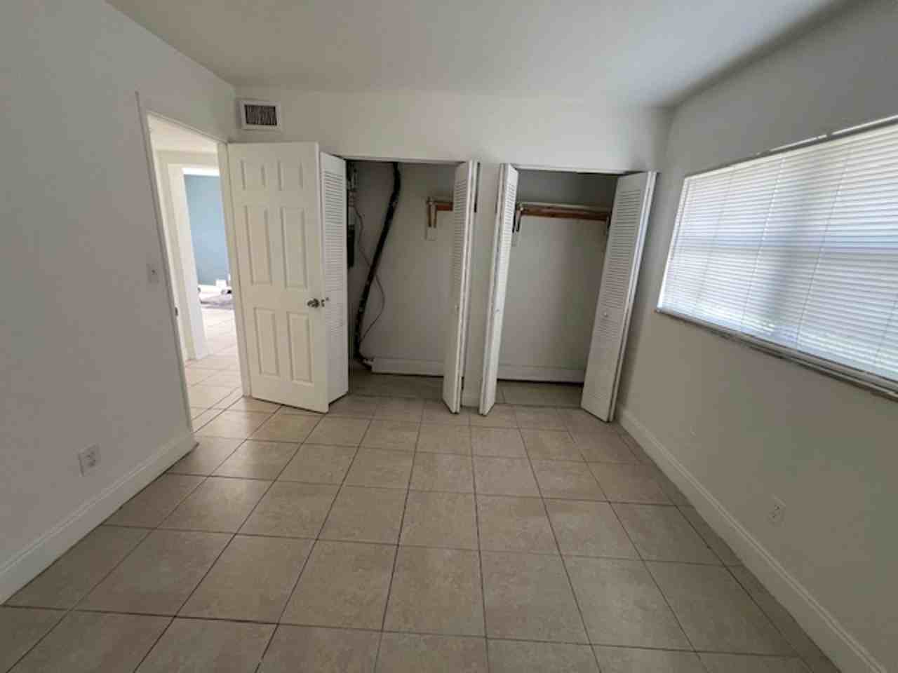 806 9th St West Palm Beach, FL 33403 - Photo 5 of 7