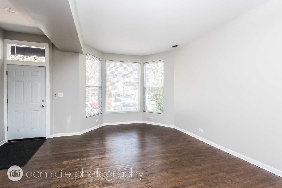 1057 W Cornelia Ave #1 - Photo 6 of 21