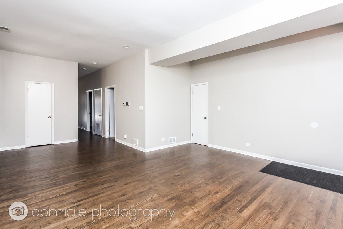 1057 W Cornelia Ave #1 - Photo 7 of 21