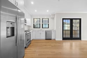 featured image of 279 Lamartine St