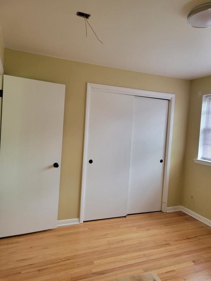 1725 Howard Ave #201 - Photo 5 of 10