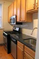 910 W Waveland Ave #1 - Photo 2 of 12