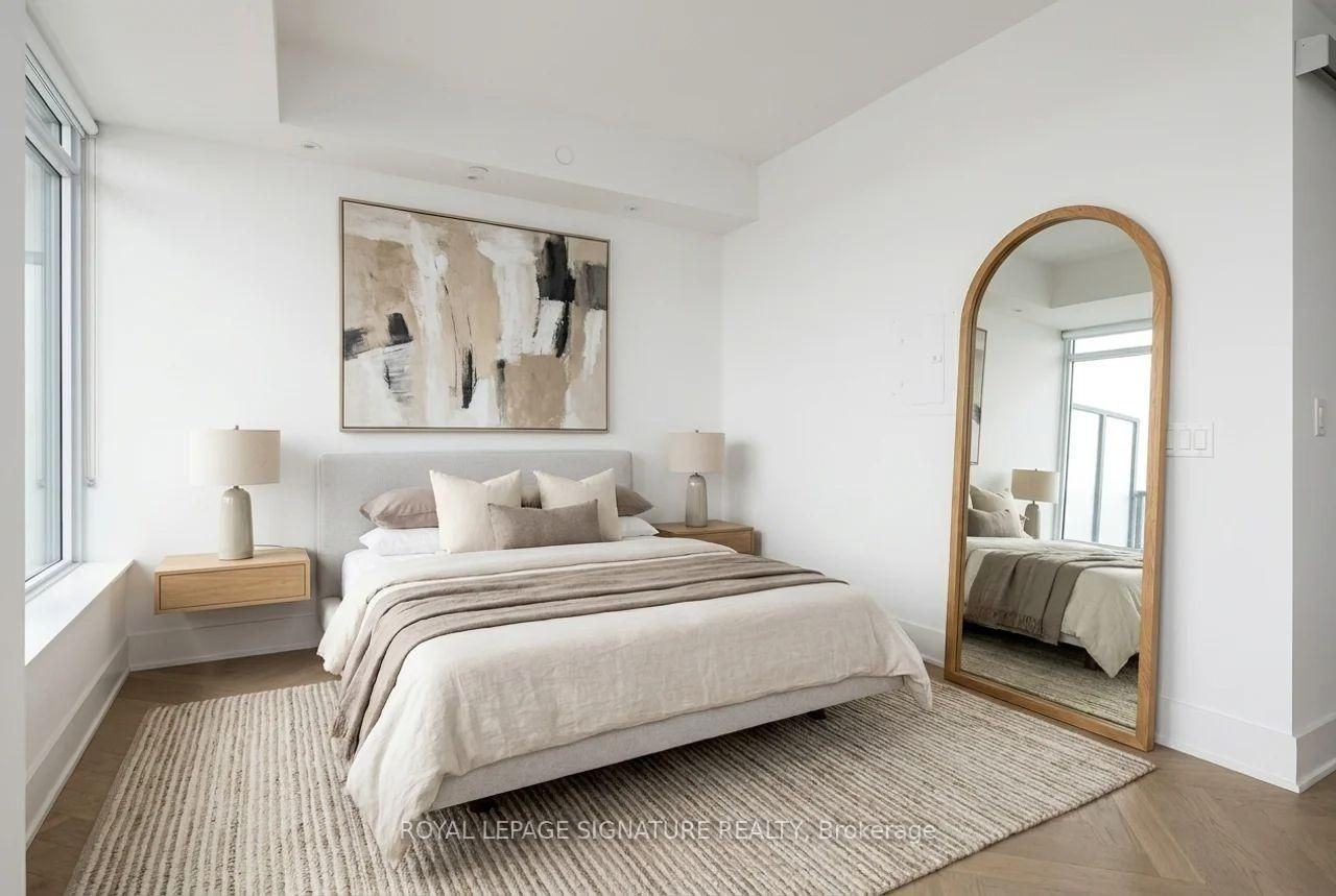 11 Yorkville Avenue - Photo 3 of 26