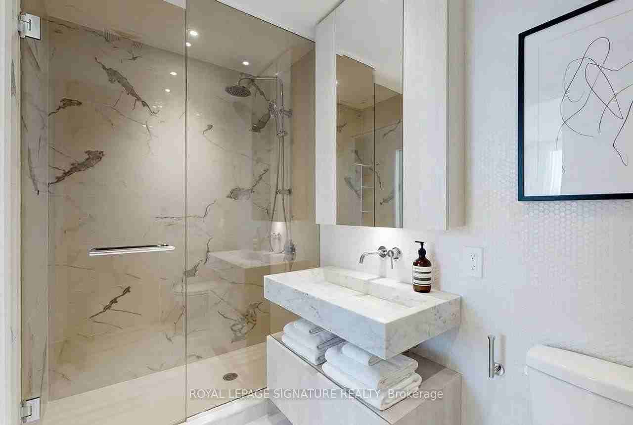 11 Yorkville Avenue - Photo 7 of 26