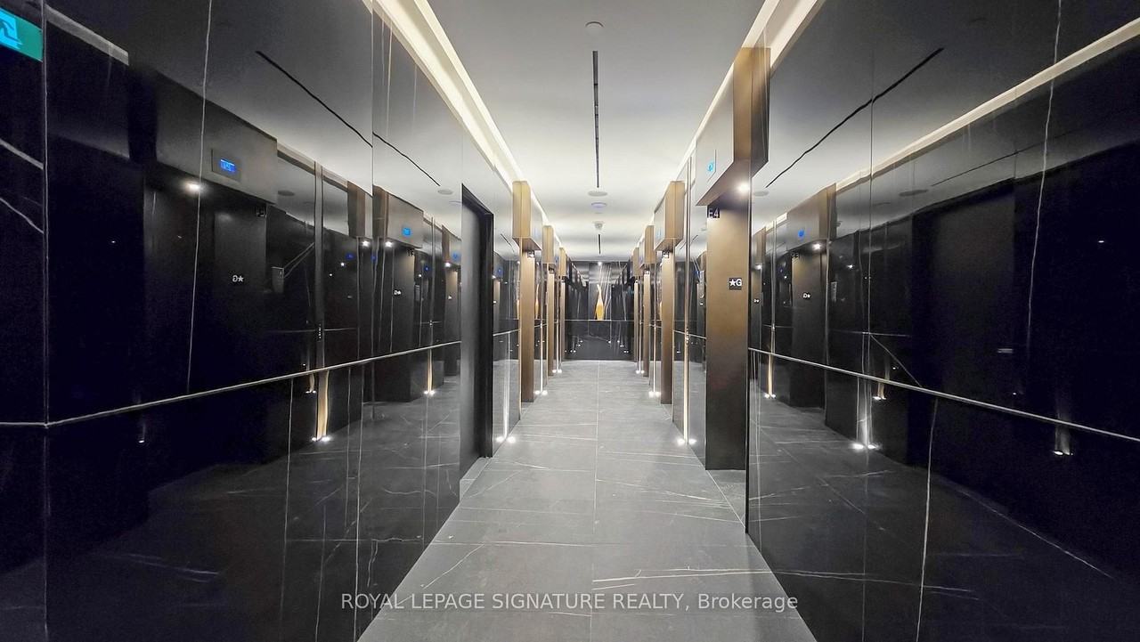 11 Yorkville Avenue - Photo 17