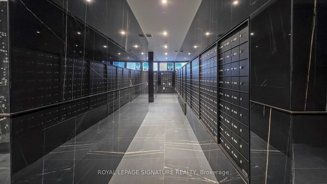 11 Yorkville Avenue - Photo 21