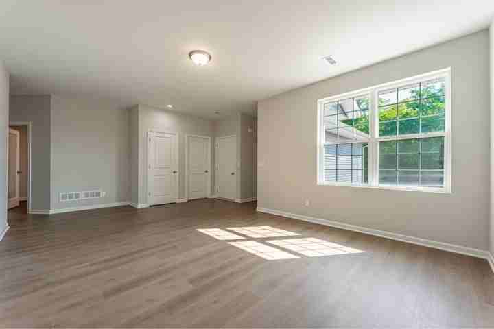 5699 Roys Rdg #1 - Photo 4 of 10