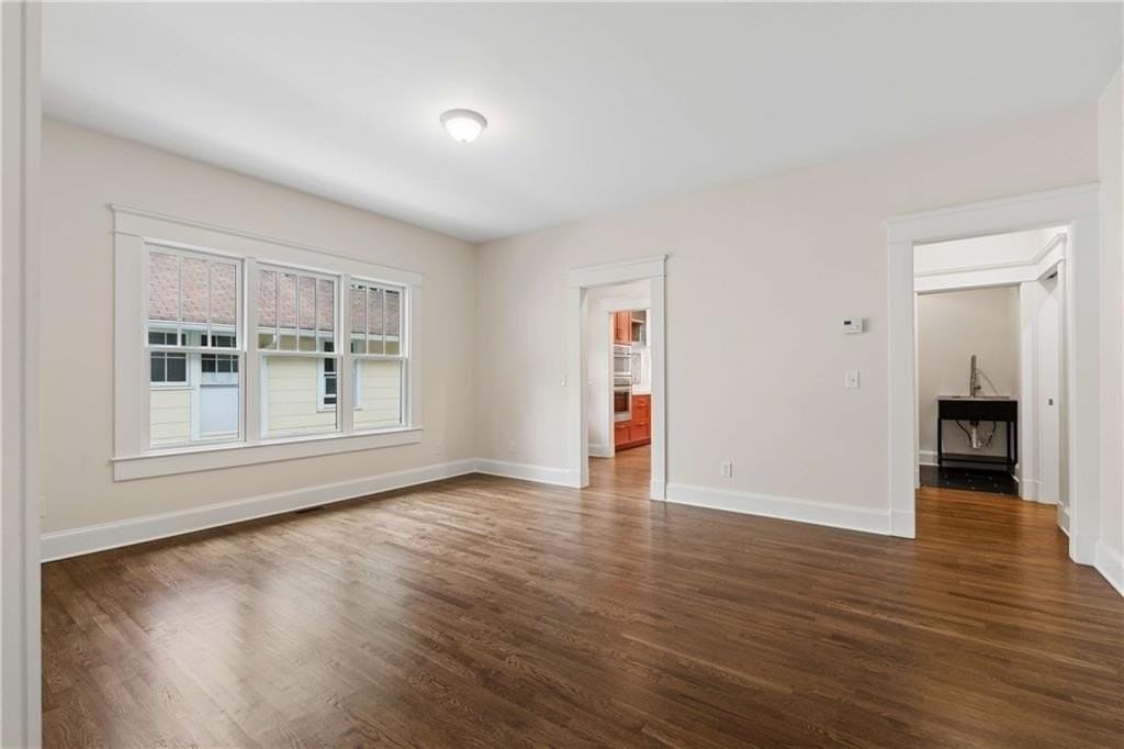 1511 Mclendon Ave Ne - Photo 7 of 50