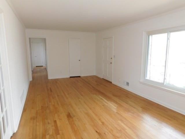 2407 Summerland Dr - Photo 5 of 22