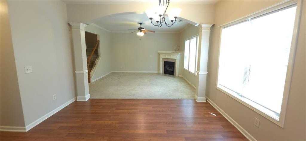 237 Ascott Ln - Photo 2 of 23