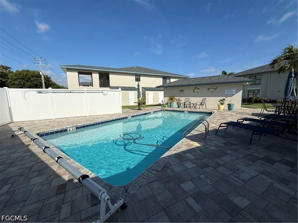 123 Sw 47th Ter #201 - Photo 3 of 44