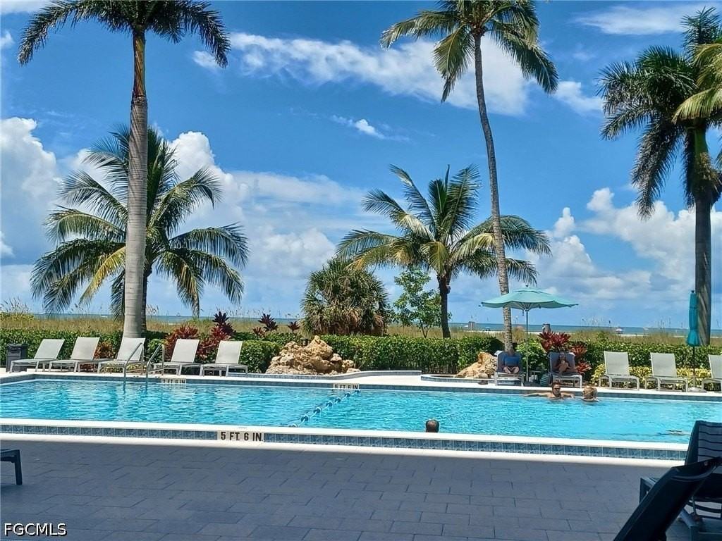 140 Seaview Ct Seaview Court #1504 - Photo 2 of 24