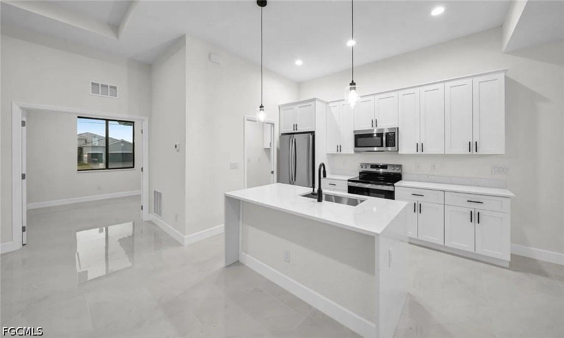 16229 Cape Horn Blvd - Photo 4 of 22