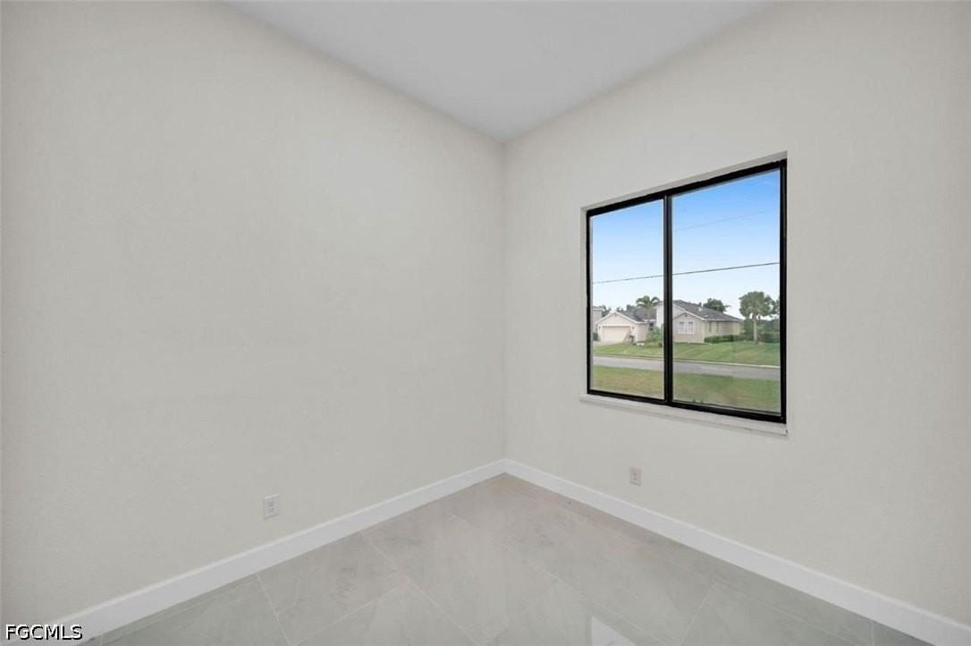 16229 Cape Horn Blvd - Photo 7 of 22