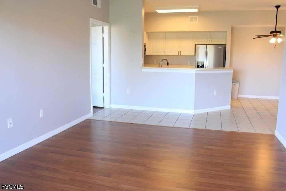 15605 Ocean Walk Cir #303 - Photo 5 of 25