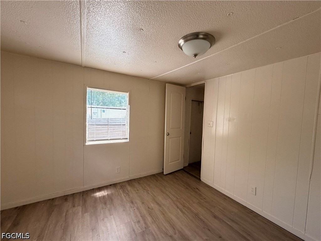 8205 Suncoast Dr - Photo 7 of 12