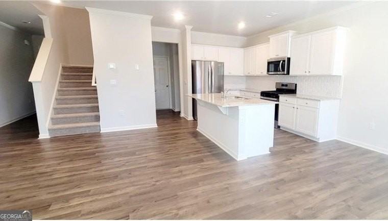 3310 Greyton Dr - Photo 2 of 3