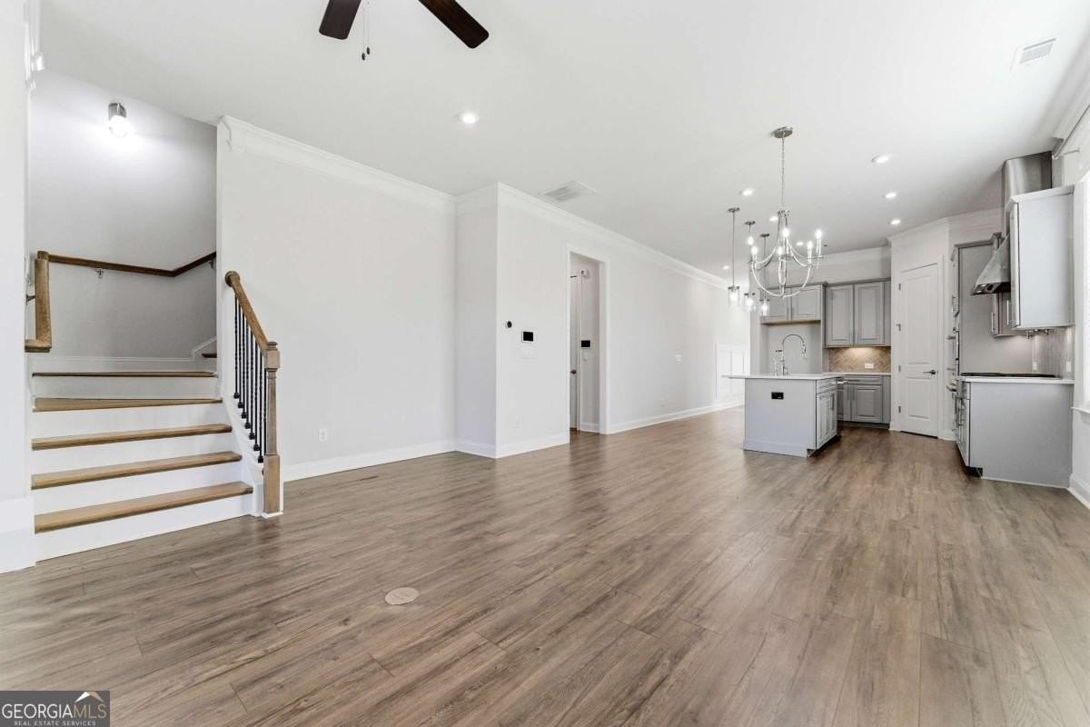 2025 Abbey Rd - Photo 7 of 35