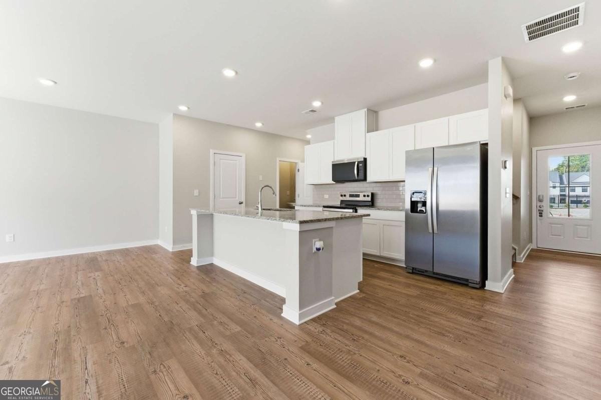 1905 Westwind St - Photo 3 of 23