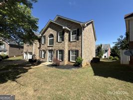 featured image of 1002 Odelle Cir