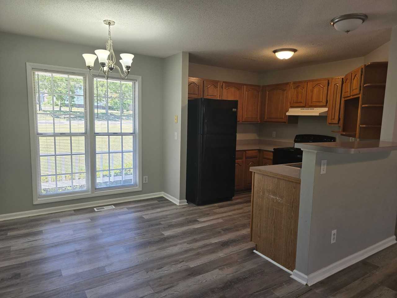 1594 Ponderosa Trl - Photo 2 of 12