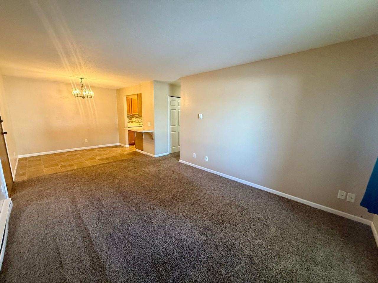 401 - 405 N Glendale Ave - Photo 5 of 13