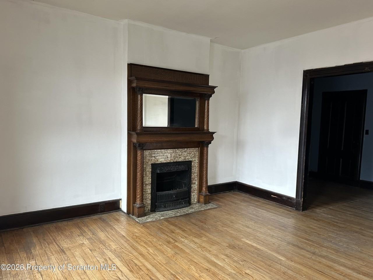 65 Willow Ave #4 - Photo 3 of 13
