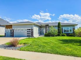 310 Ne Bobcat Dr - Photo 1 of 1