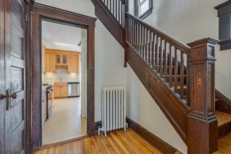 40 Franklin Pl - Photo 5 of 25