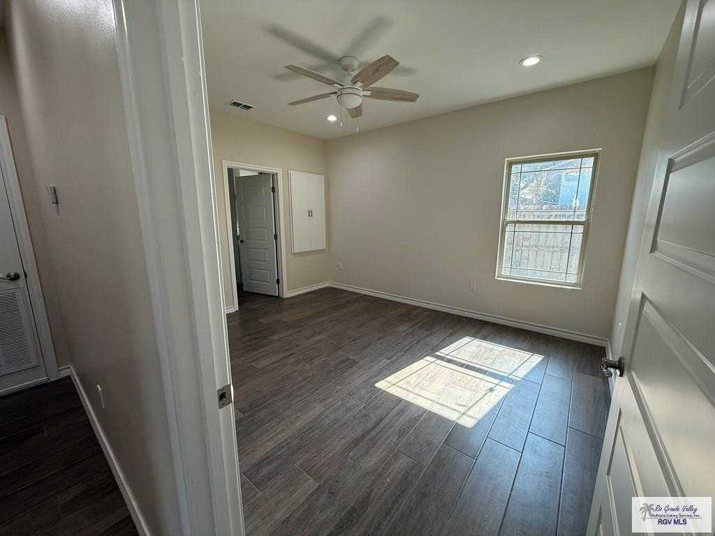3075 E 23rd St - Photo 6 of 13