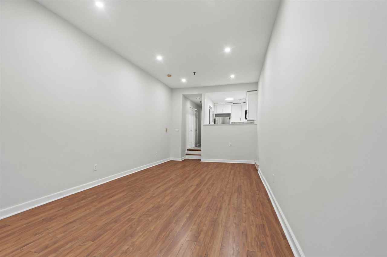 226 Monroe St #1S - Photo 4 of 17