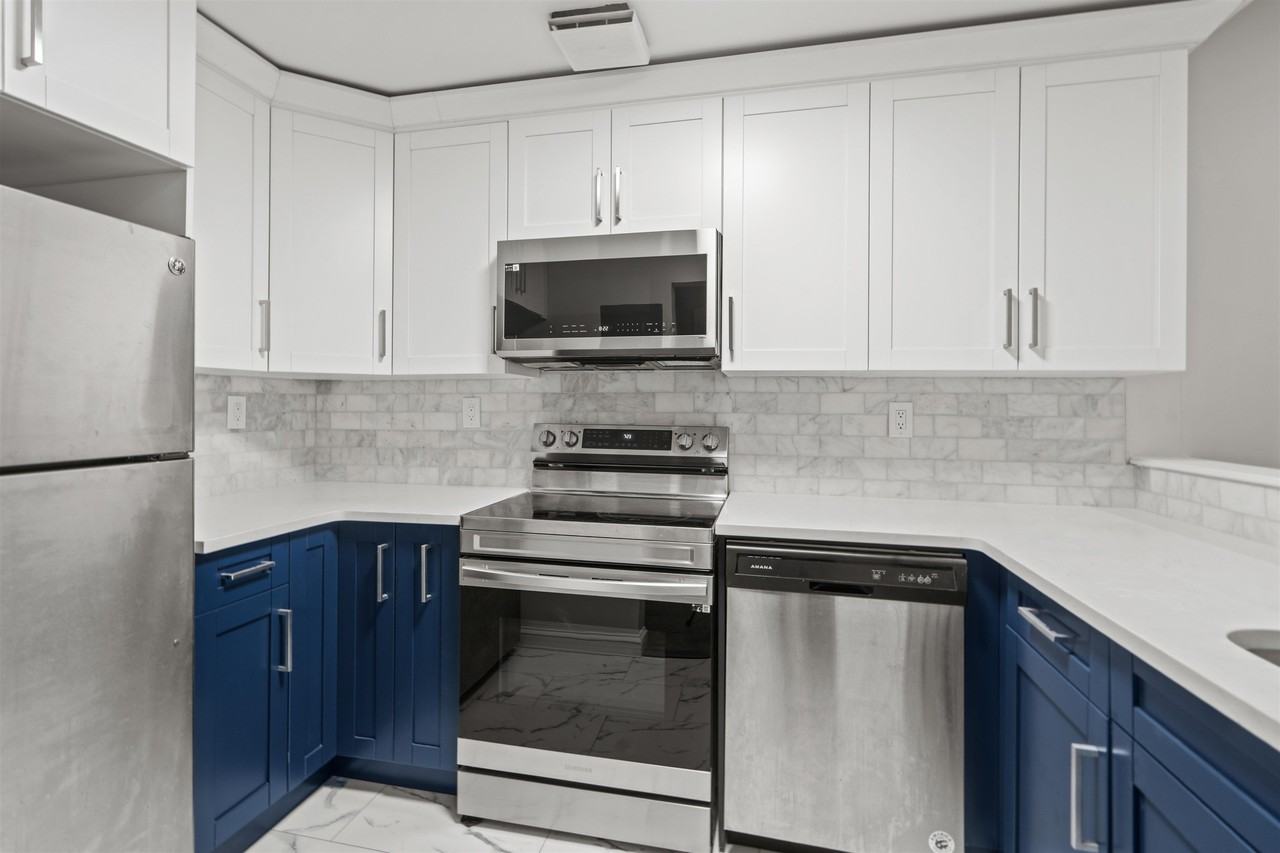 226 Monroe St #1S - Photo 5 of 17