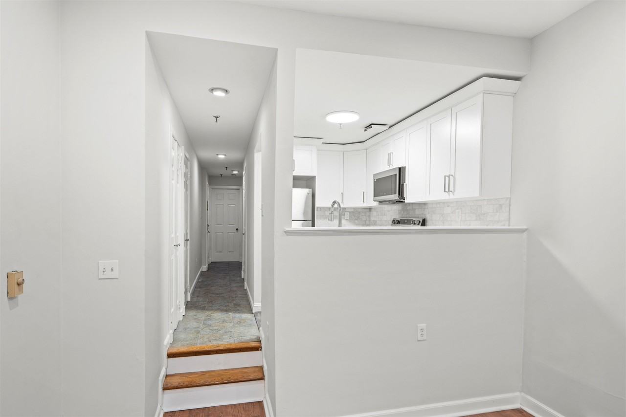 226 Monroe St #1S - Photo 7 of 17