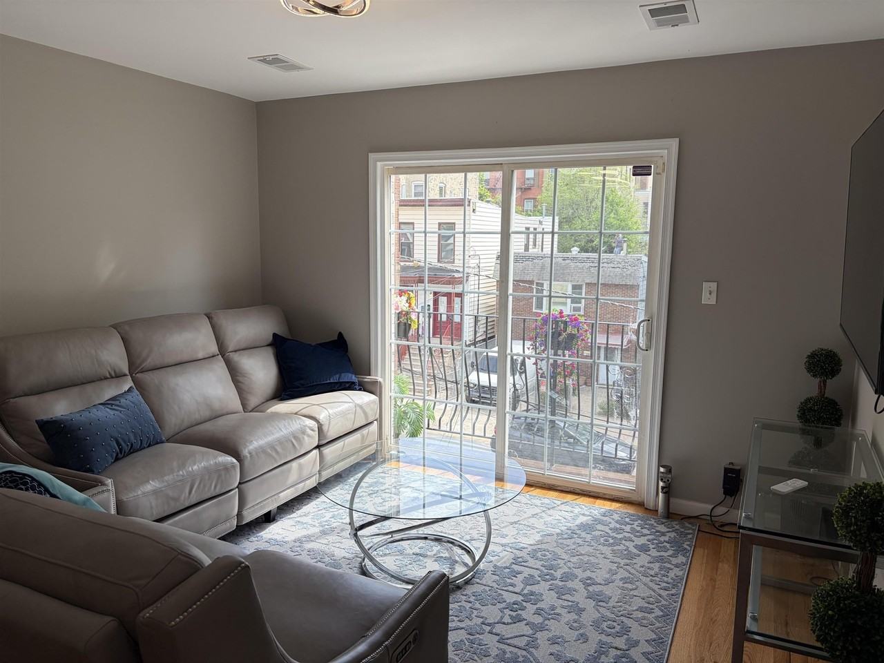 5 Skillman Ave #2FL - Photo 3 of 28