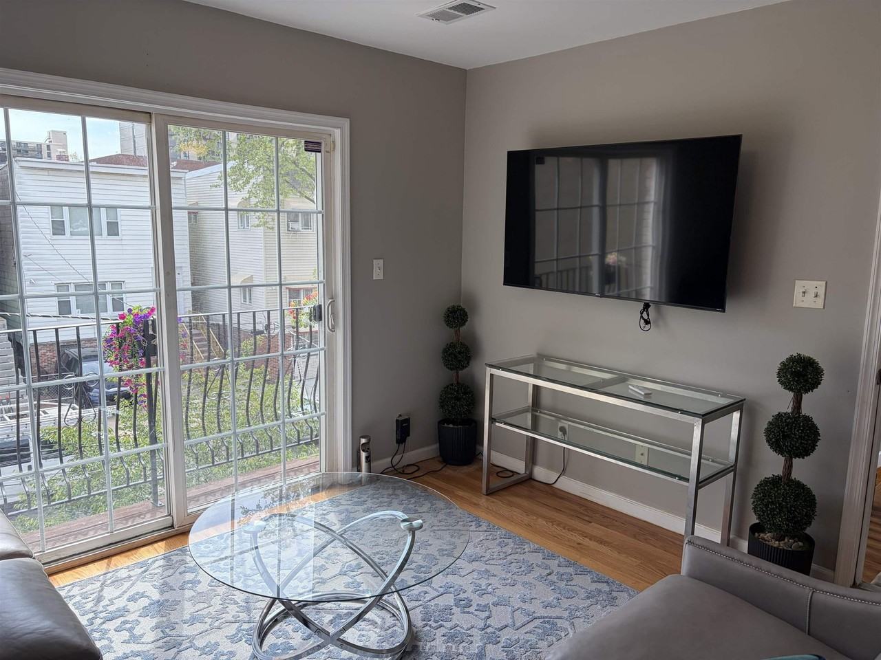 5 Skillman Ave #2FL - Photo 6 of 28