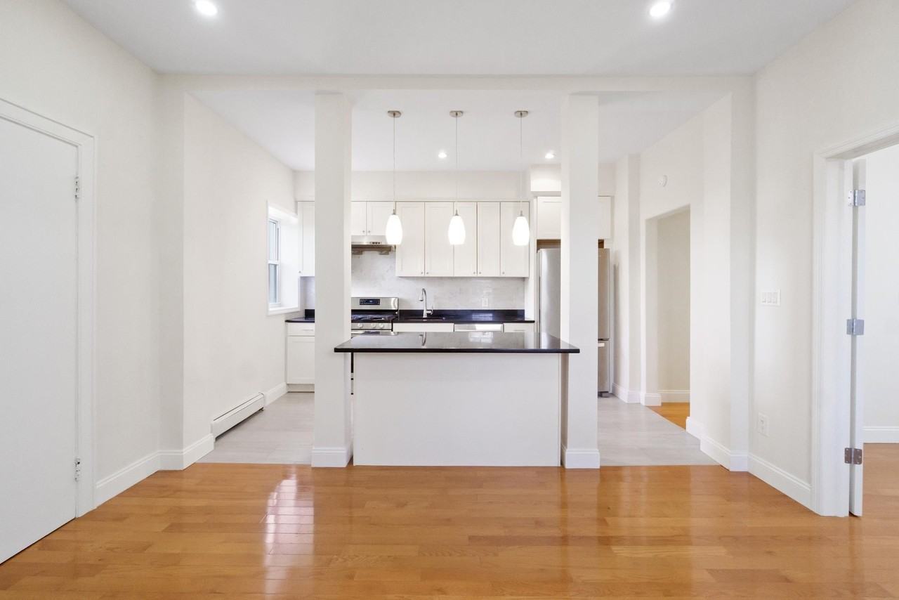 580 Gregory Ave #1 - Photo 2 of 24