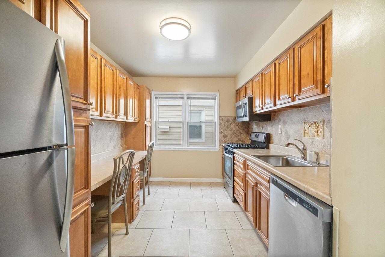 36 Crossgate Rd #1