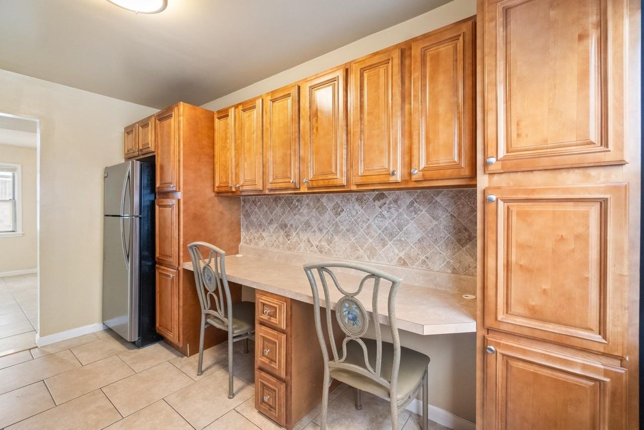 36 Crossgate Rd #1 - Photo 4 of 20