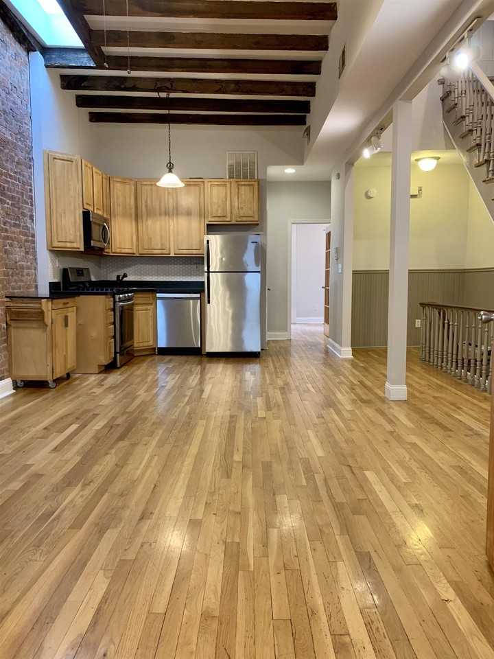160 Steuben St #4 - Photo 7 of 18