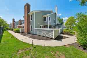 featured image of 212 Westchester Ct #8