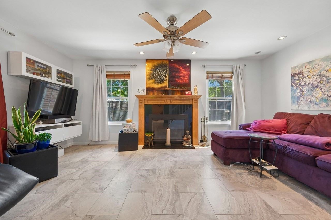 212 Westchester Ct #8 - Photo 7 of 26